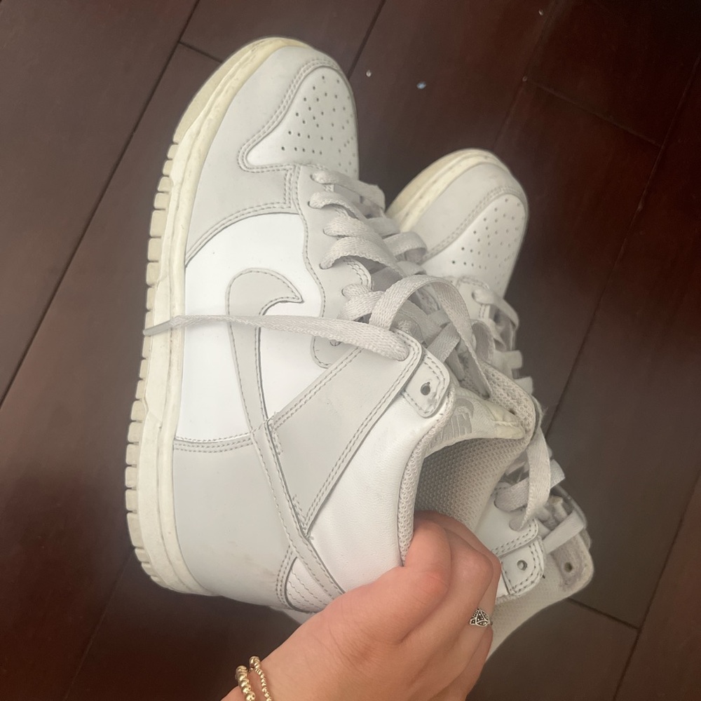 Nike kids 4.5 (womans 6.5)